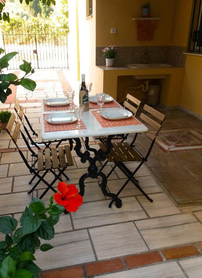 Agia EfimiaHouse With Garden Near The Seaアパートメント エクステリア 写真
