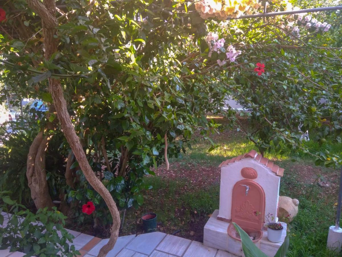 Agia EfimiaHouse With Garden Near The Seaアパートメント エクステリア 写真