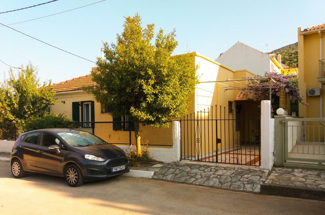 Agia EfimiaHouse With Garden Near The Seaアパートメント エクステリア 写真