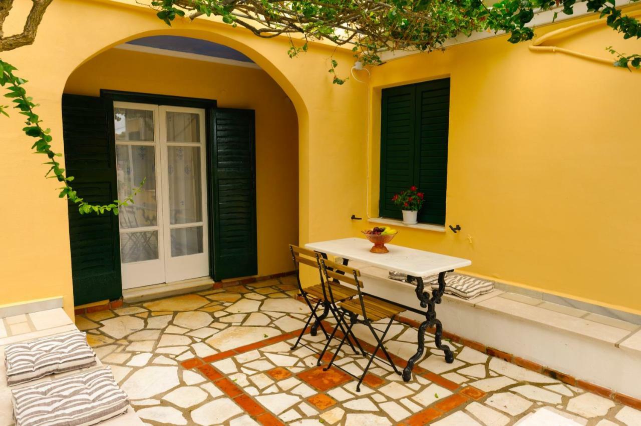 Agia EfimiaHouse With Garden Near The Seaアパートメント エクステリア 写真