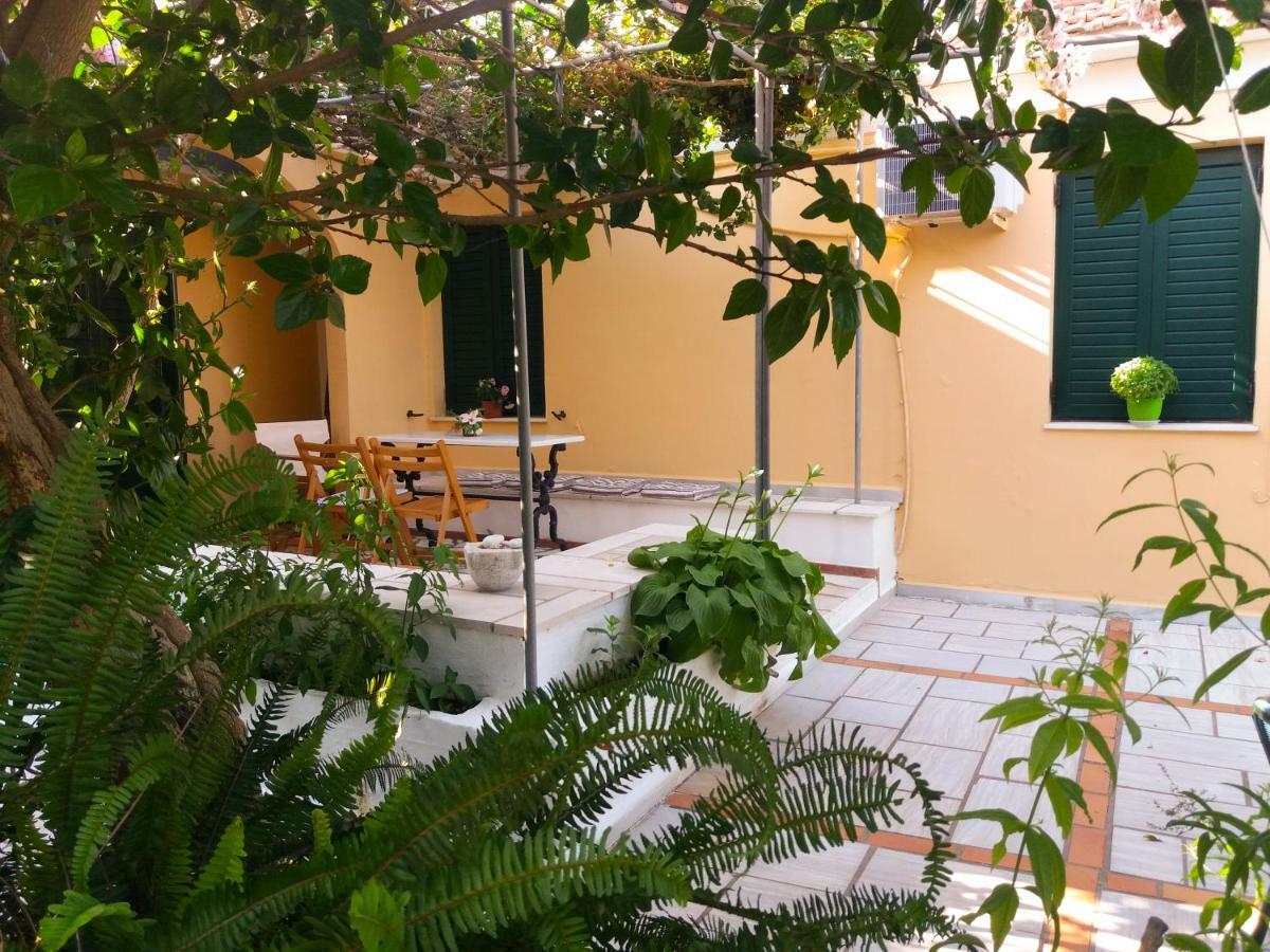 Agia EfimiaHouse With Garden Near The Seaアパートメント エクステリア 写真